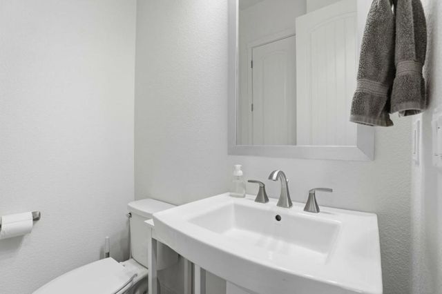 486 Lassen Way, Marina, CA 93933