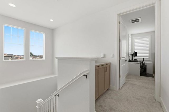 486 Lassen Way, Marina, CA 93933