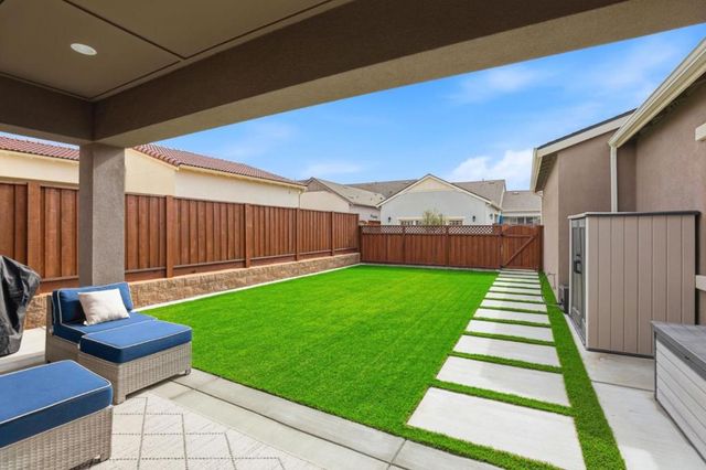 486 Lassen Way, Marina, CA 93933