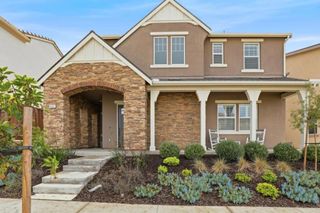 486 Lassen Way, Marina, CA 93933