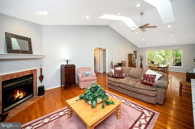 216 BATTLEFIELD RD, Locust Grove, VA 22508