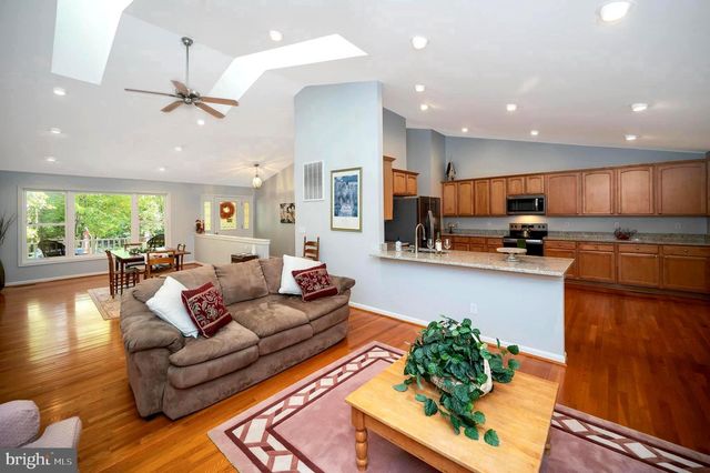 216 BATTLEFIELD RD, Locust Grove, VA 22508