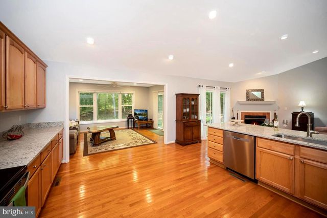 216 BATTLEFIELD RD, Locust Grove, VA 22508