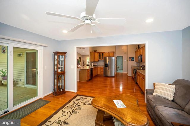 216 BATTLEFIELD RD, Locust Grove, VA 22508