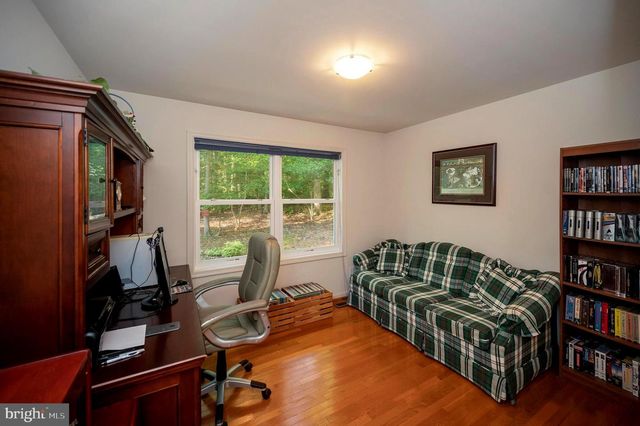 216 BATTLEFIELD RD, Locust Grove, VA 22508