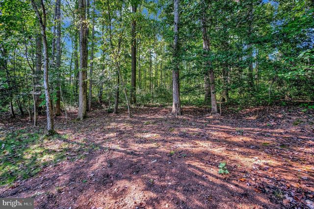 216 BATTLEFIELD RD, Locust Grove, VA 22508