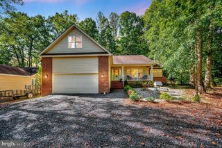 216 BATTLEFIELD RD, Locust Grove, VA 22508
