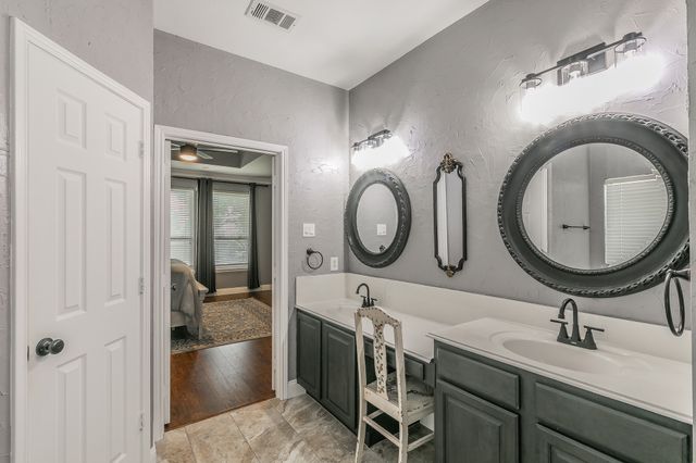 608 Willowwood Trail, Keller, TX 76248