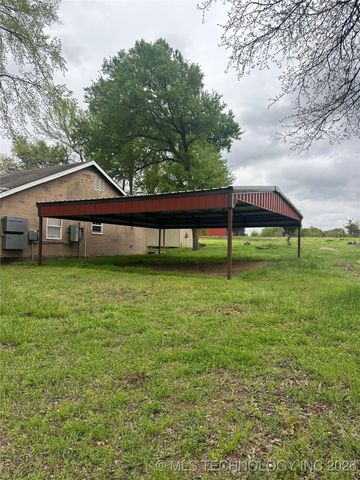 229 Blue Hill, Bokchito, OK 74726