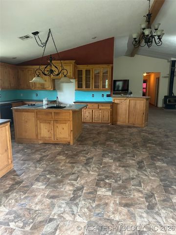 229 Blue Hill, Bokchito, OK 74726