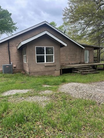 229 Blue Hill, Bokchito, OK 74726