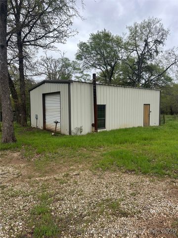 229 Blue Hill, Bokchito, OK 74726