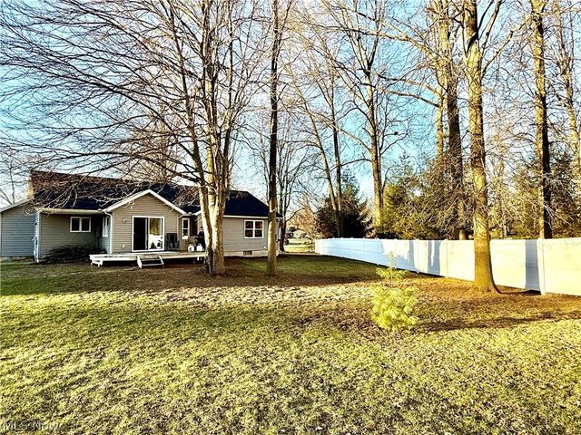 8524 Manchester Avenue NW, Canal Fulton, OH 44614