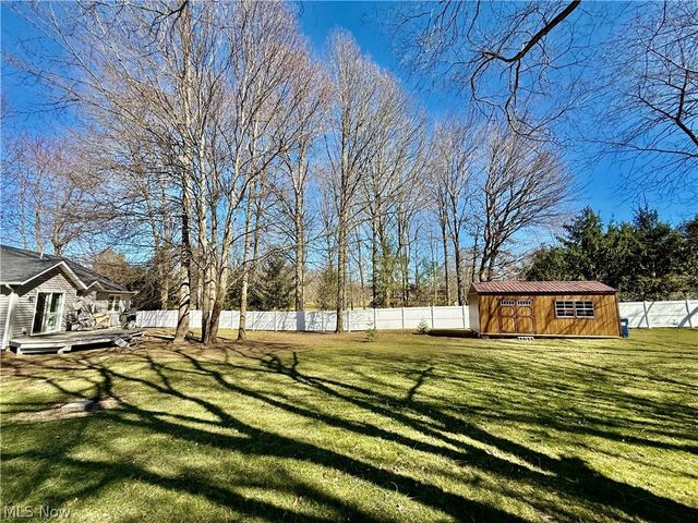 8524 Manchester Avenue NW, Canal Fulton, OH 44614