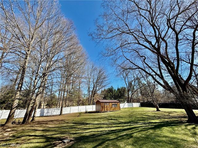 8524 Manchester Avenue NW, Canal Fulton, OH 44614