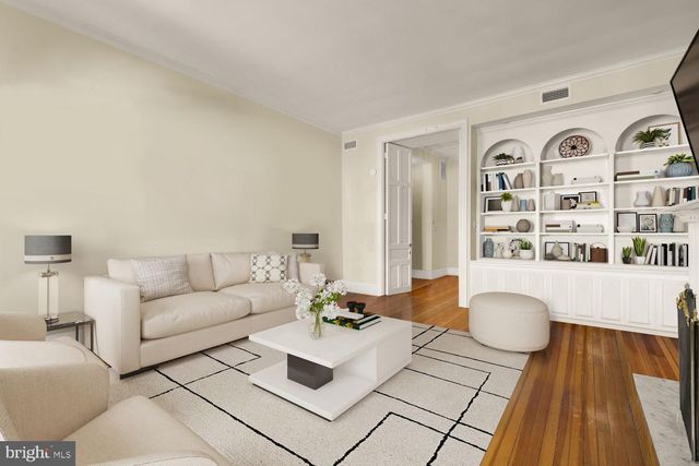 3252 N ST NW, Washington, DC 20007