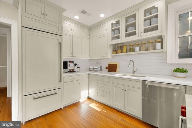 3252 N ST NW, Washington, DC 20007