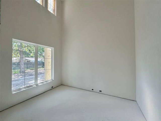 9541 Kerrwood Lane, Houston, TX 77080