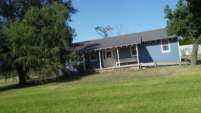 949 County Road 1410, Bonham, TX 75418
