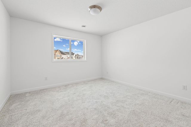 3825 Henna Avenue N, Oakdale, MN 55128