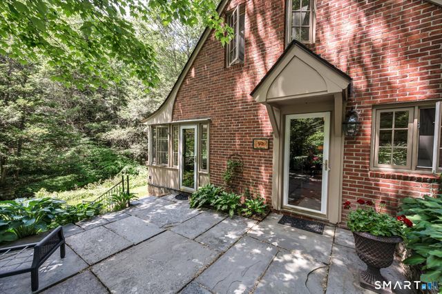 11 Pratt Farm Road, Granby, CT 06060