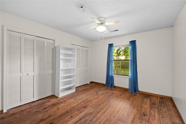 2514 E Sharon Street, Fayetteville, AR 72703