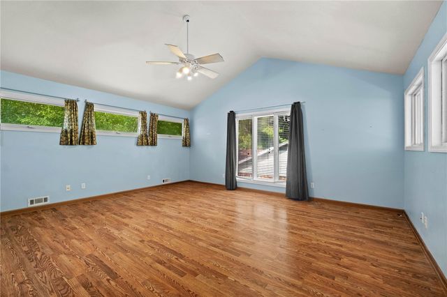 2514 E Sharon Street, Fayetteville, AR 72703