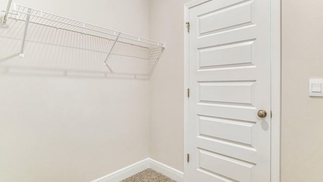 8166 Fox Hunt Drive, Milton, FL 32583