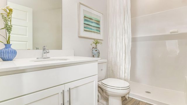 8166 Fox Hunt Drive, Milton, FL 32583