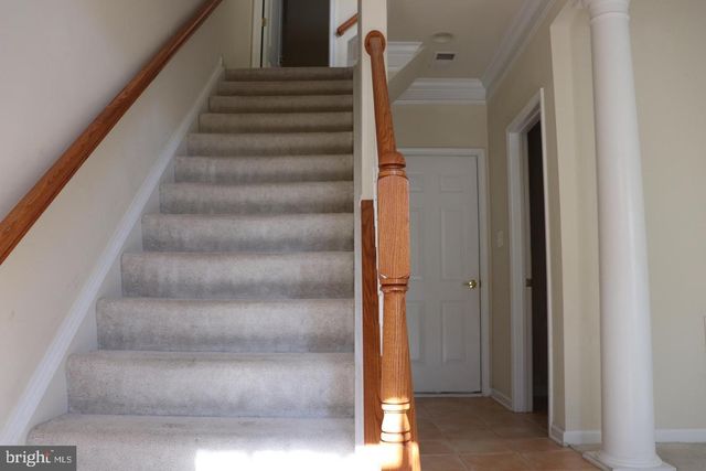 12031 OVERBRIDGE LN, Fairfax, VA 22030