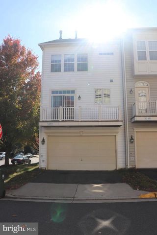 12031 OVERBRIDGE LN, Fairfax, VA 22030