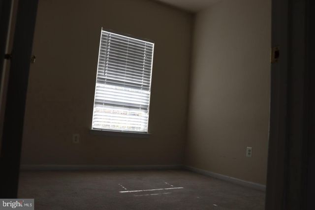 12031 OVERBRIDGE LN, Fairfax, VA 22030
