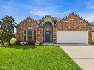 301 Lakefront Drive, Rayne, LA 70578