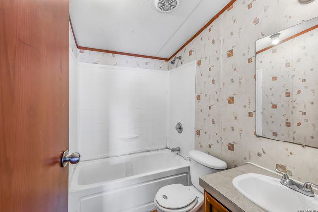 22707 Savannah Hts, Von Ormy, TX 78073