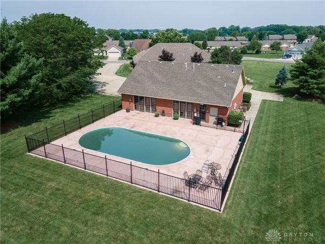 1481 Lantern Lane, Troy, OH 45373