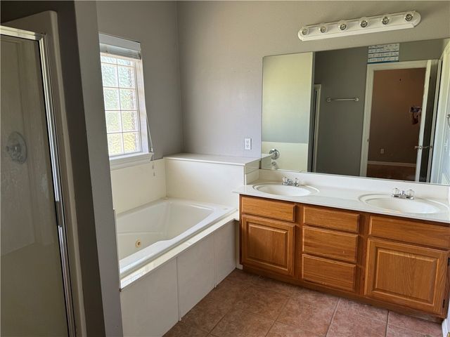 410 Ash Street A, Lowell, AR 72745