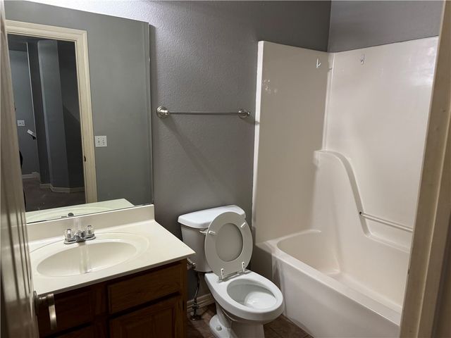 410 Ash Street A, Lowell, AR 72745