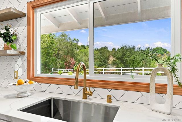 3425 Purer Rd, Escondido, CA 92029
