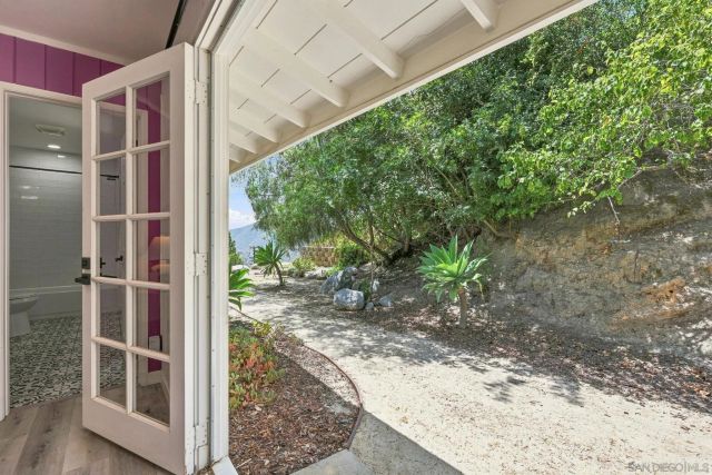 3425 Purer Rd, Escondido, CA 92029