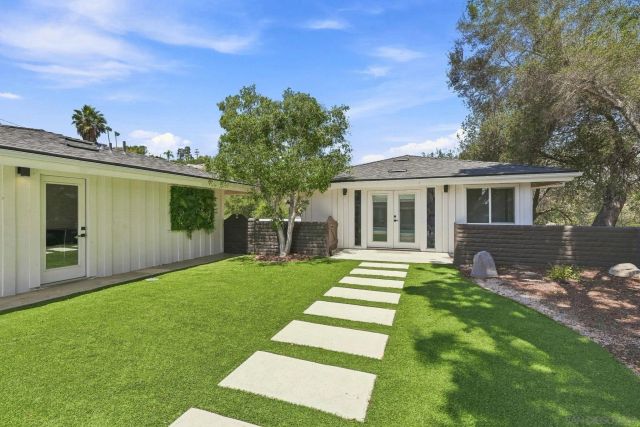 3425 Purer Rd, Escondido, CA 92029