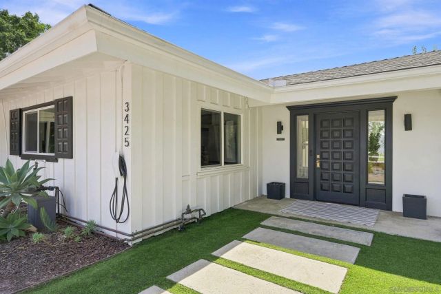 3425 Purer Rd, Escondido, CA 92029