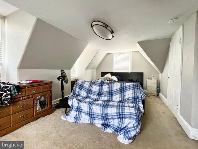 222 RIDLEY AVE, Folsom, PA 19033