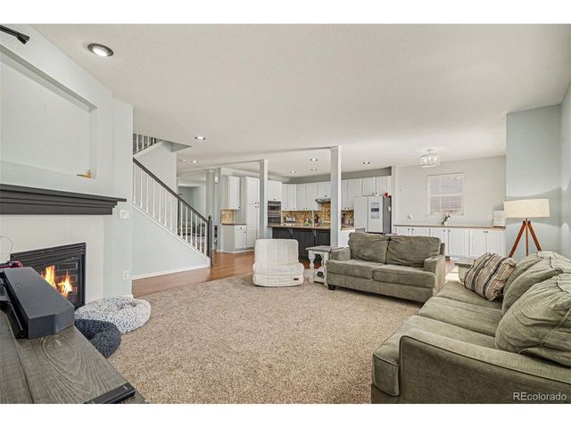 6915 S Fultondale Cir, Aurora, CO 80016