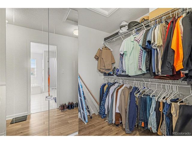 6915 S Fultondale Cir, Aurora, CO 80016