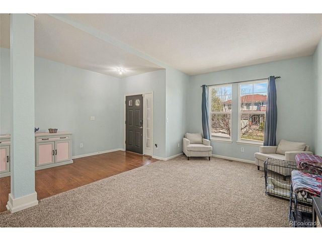 6915 S Fultondale Cir, Aurora, CO 80016