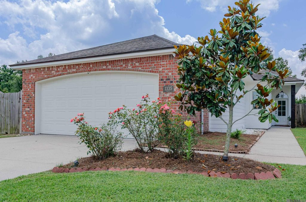 1335 Miguel Ave, St Gabriel, LA 70776