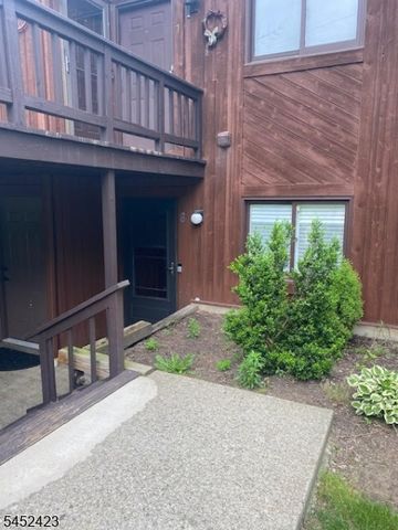 5 Sugar Loaf Ct 8, Vernon Twp., NJ 07462