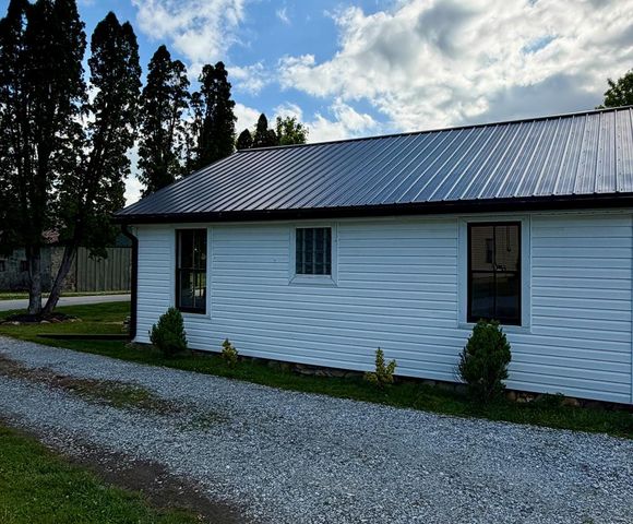 23 Cody Street, Robbinsville, NC 28771