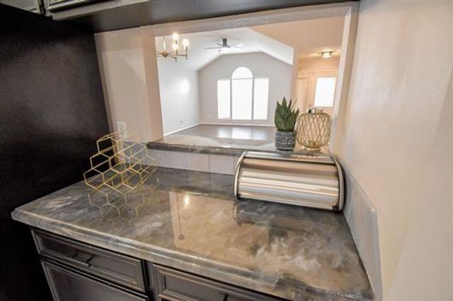 4620 Reagan St, Beaumont, TX 77706