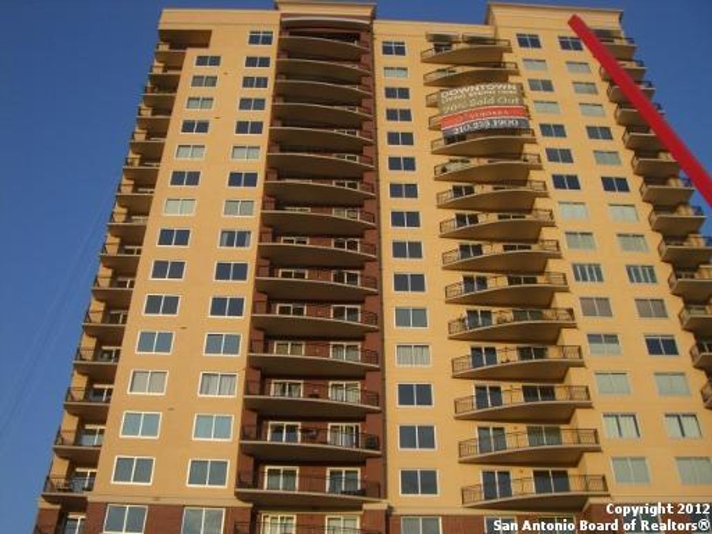 215 Center St Apt 1506, San Antonio, TX 78202
